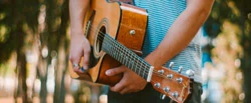 acoustic guitar microphone
