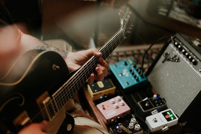 Digital and Analog Guitar Pedals Digital and Analog Guitar Pedals
