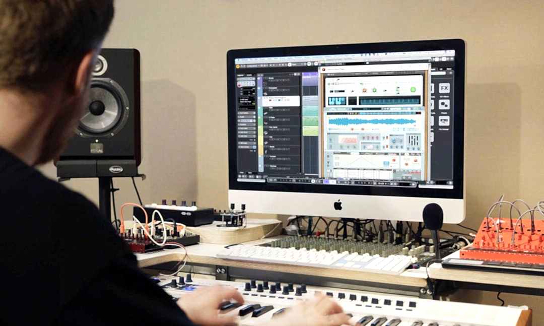 Native Instruments Komplete 12 recording at home Native Instruments Komplete 12 recording at home